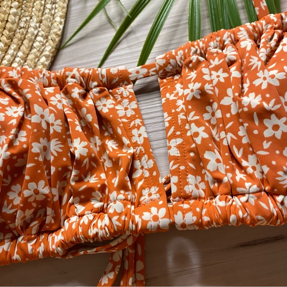 Billabong 🌺 Ditsy Floral Ruched Made for Daze Alina Bralette Top | Rise Bottom - Picture 4 of 16
